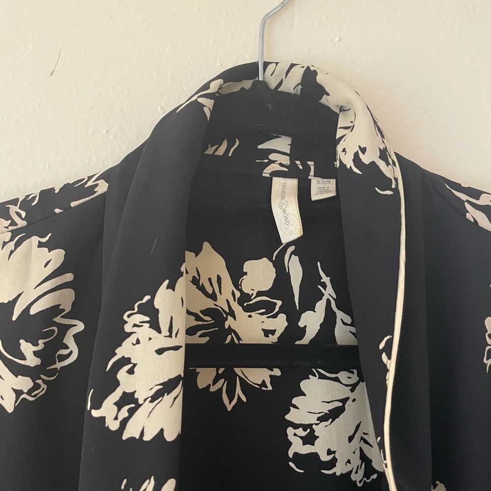 Treasure and Bond floral duster - Picture 2 of 2